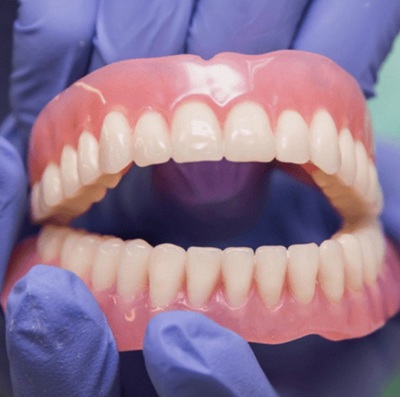 title условно съемный протез +на имплантах